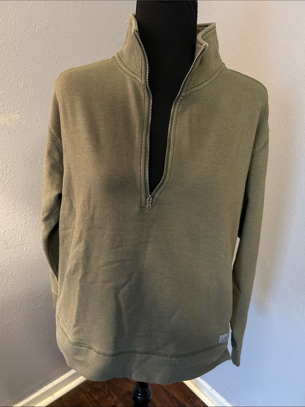 Eddie Bauer Women Olive Green Half-Zip Sweater Pullover Size Large